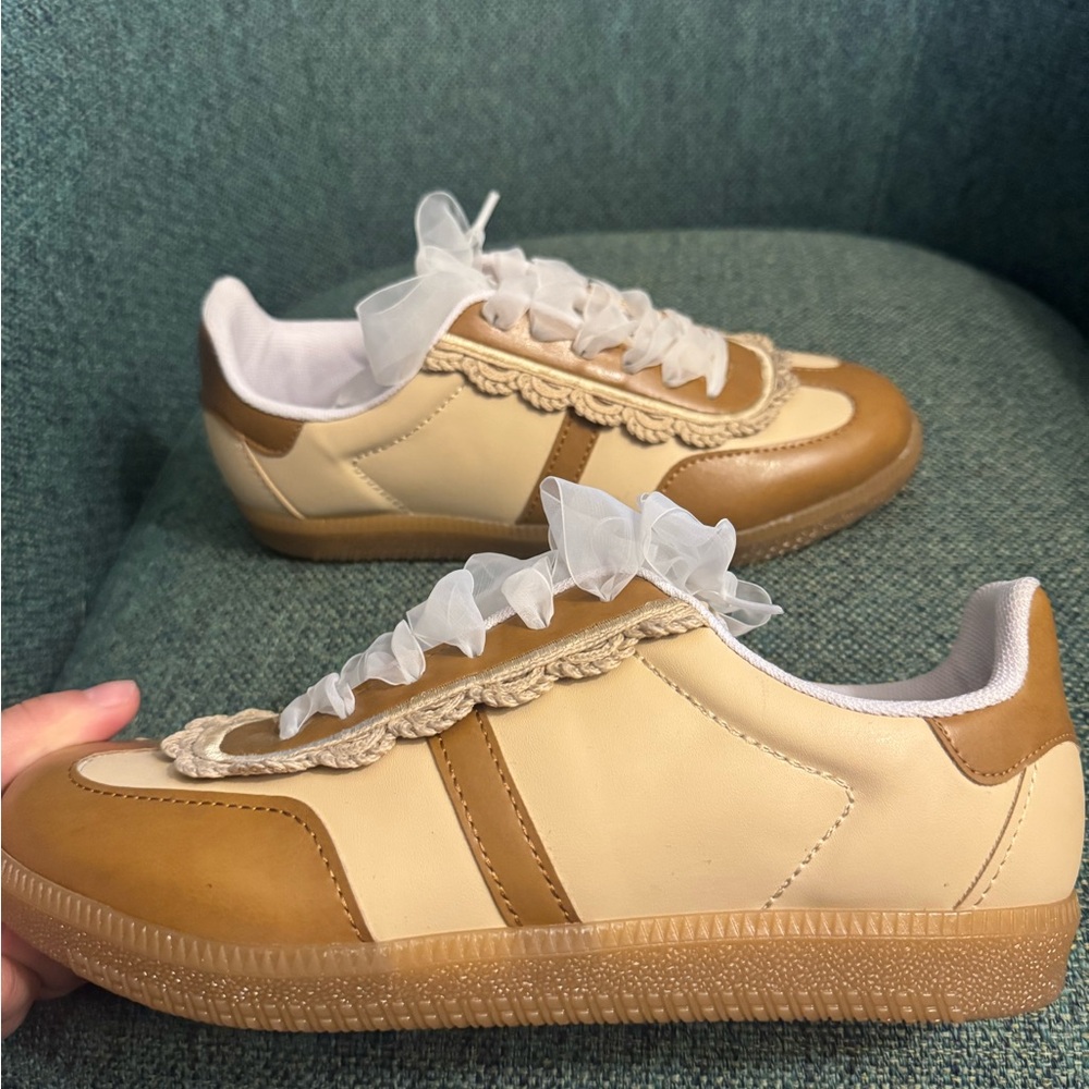 Love Rio Sneaker 10 - Picture 4 of 5